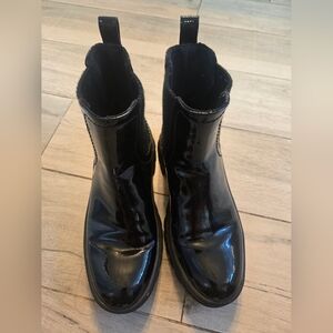 Mix No. 6 Lardon Chelsea Boots – Black Patent – Size 6.5